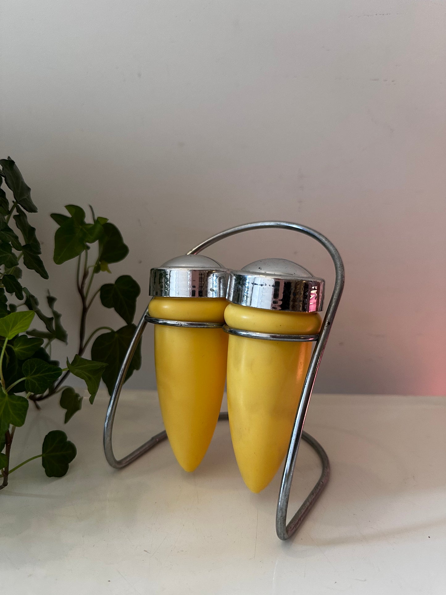 Jaren 60 peper en zout stelletje