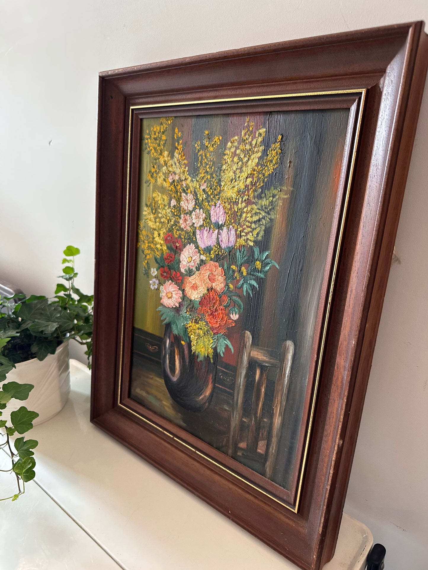 Vintage lijst met houten lijst en goudkleurige rand