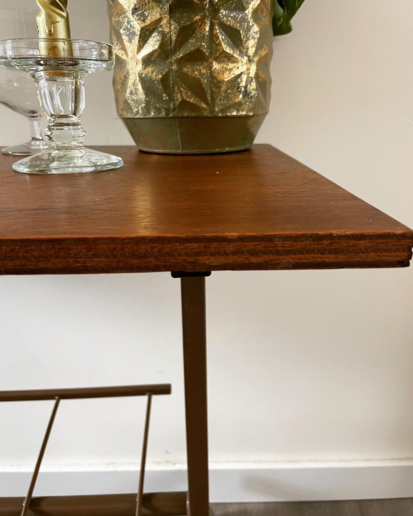 Vintage jaren ´60 bijzettafel Tv meubel