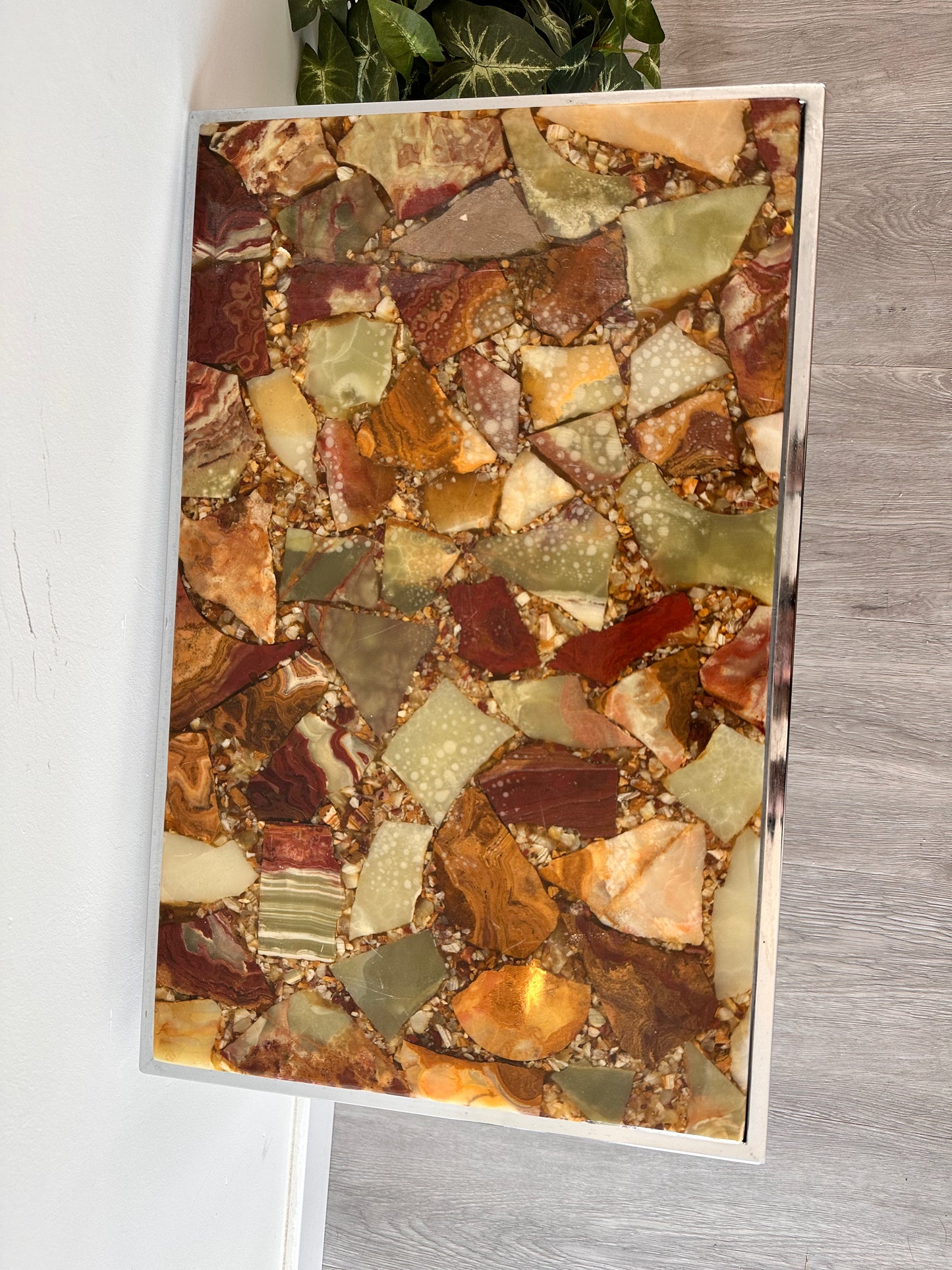 Vintage marmeren bijzettafel met chroom onderstel