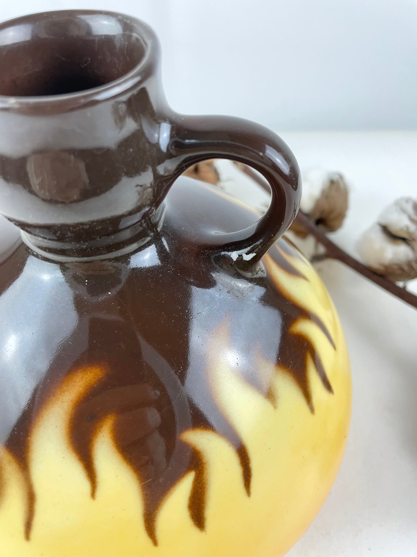 Vintage schenkkan Mosa keramiek