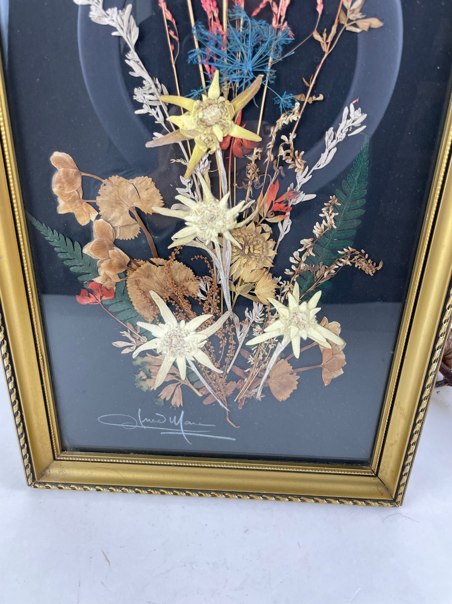 Vintage lijst met droogbloemenboeket