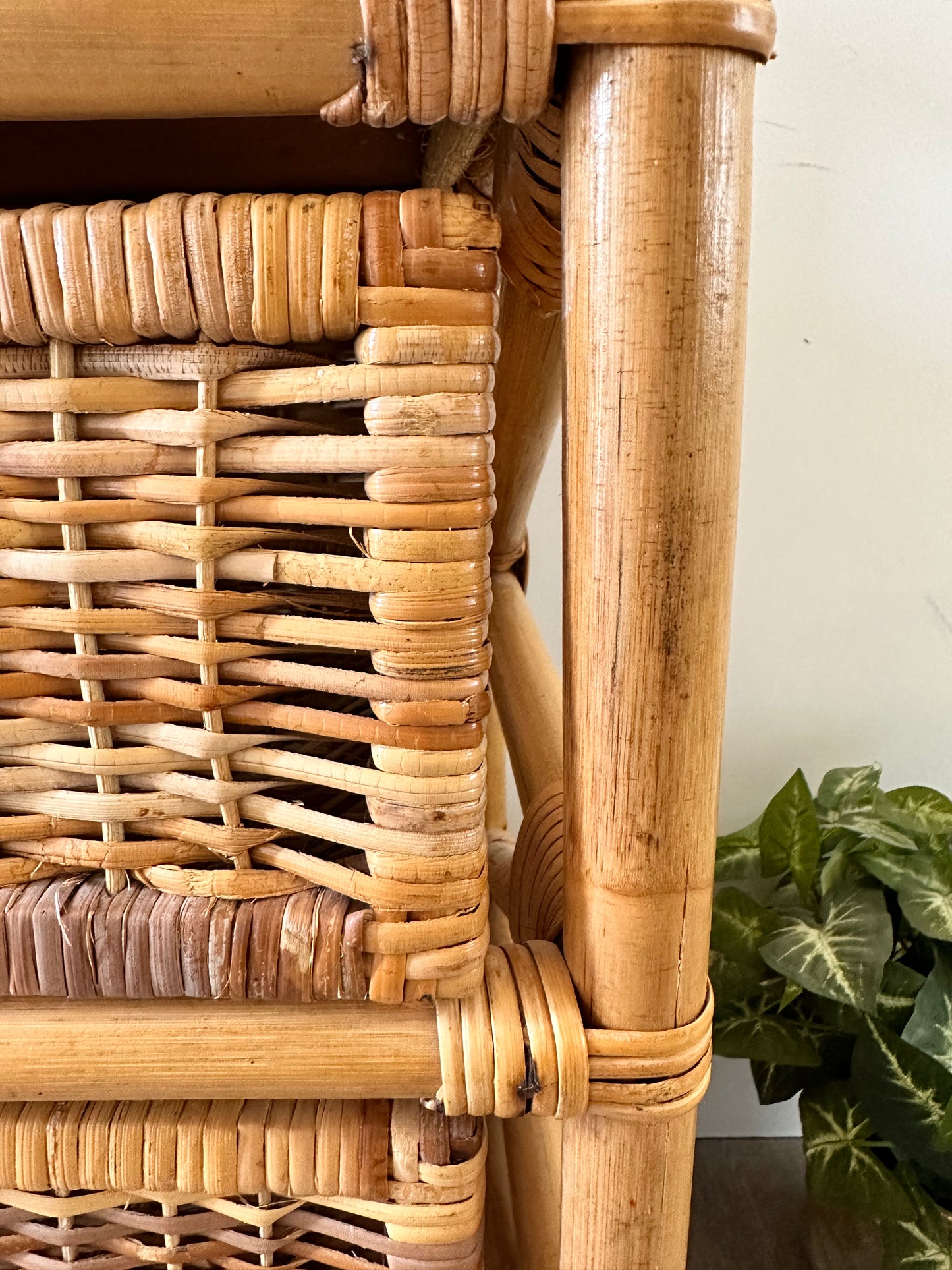 Vintage rotan ladekast