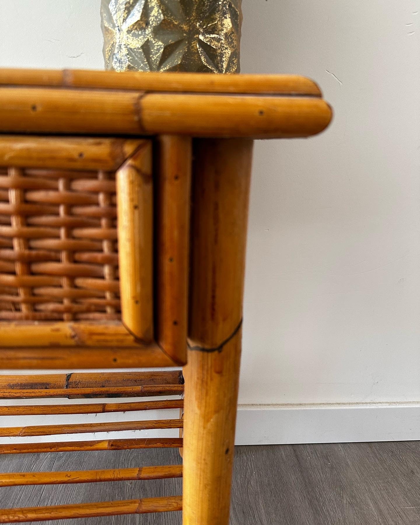 Vintage rotan bijzettafel