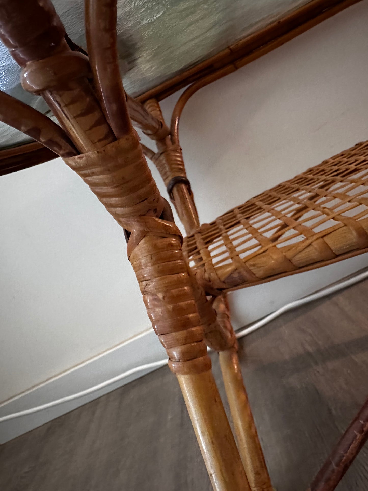 Rohe Noordwolde rotan tafeltje