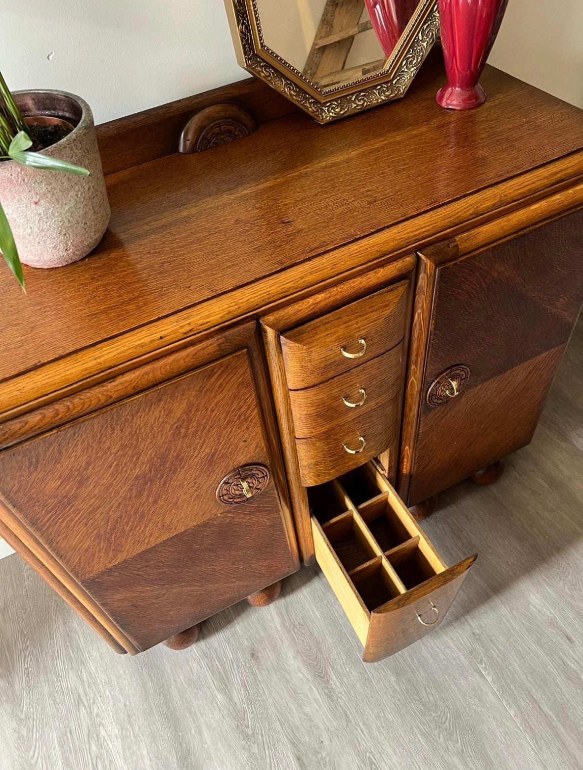 Amsterdamse school dressoir