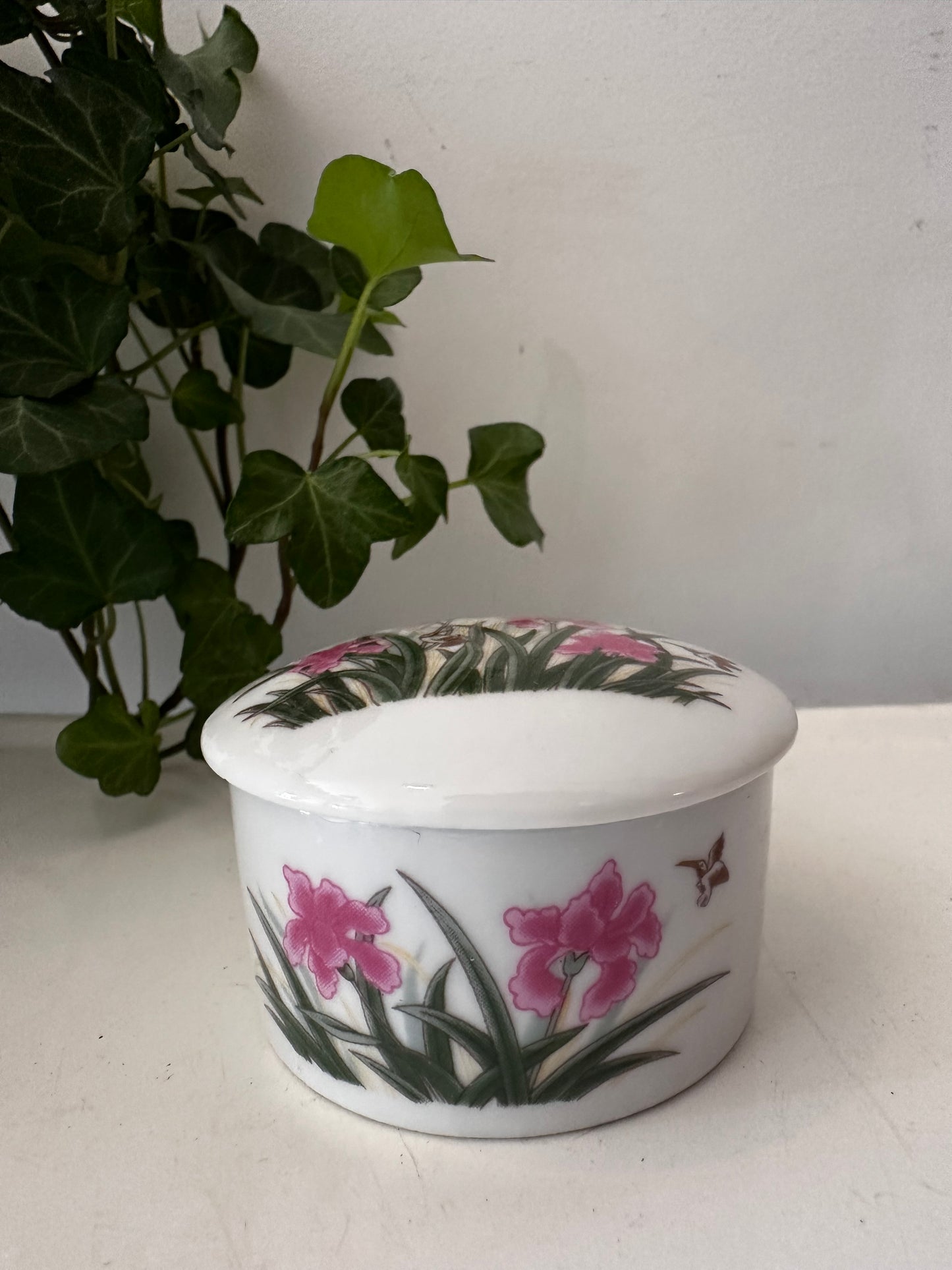 Porseleinen sieradendoosje