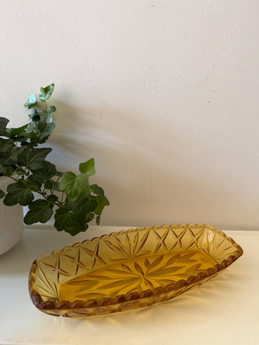 Persglazen amberkleurig schaaltje