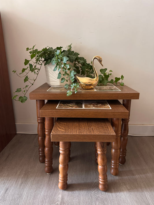 Set van 3 bijzettafeltjes met tegeltjes