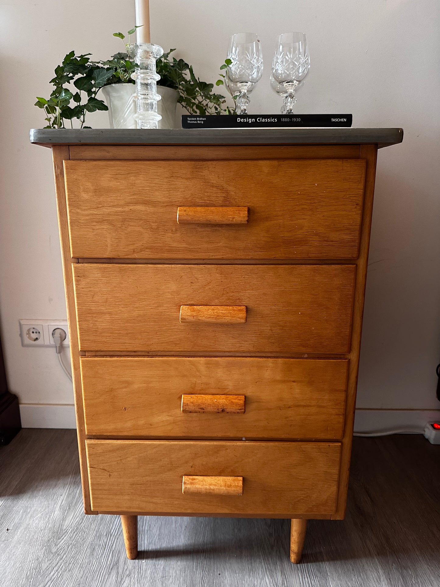 Mid Century ladekastje