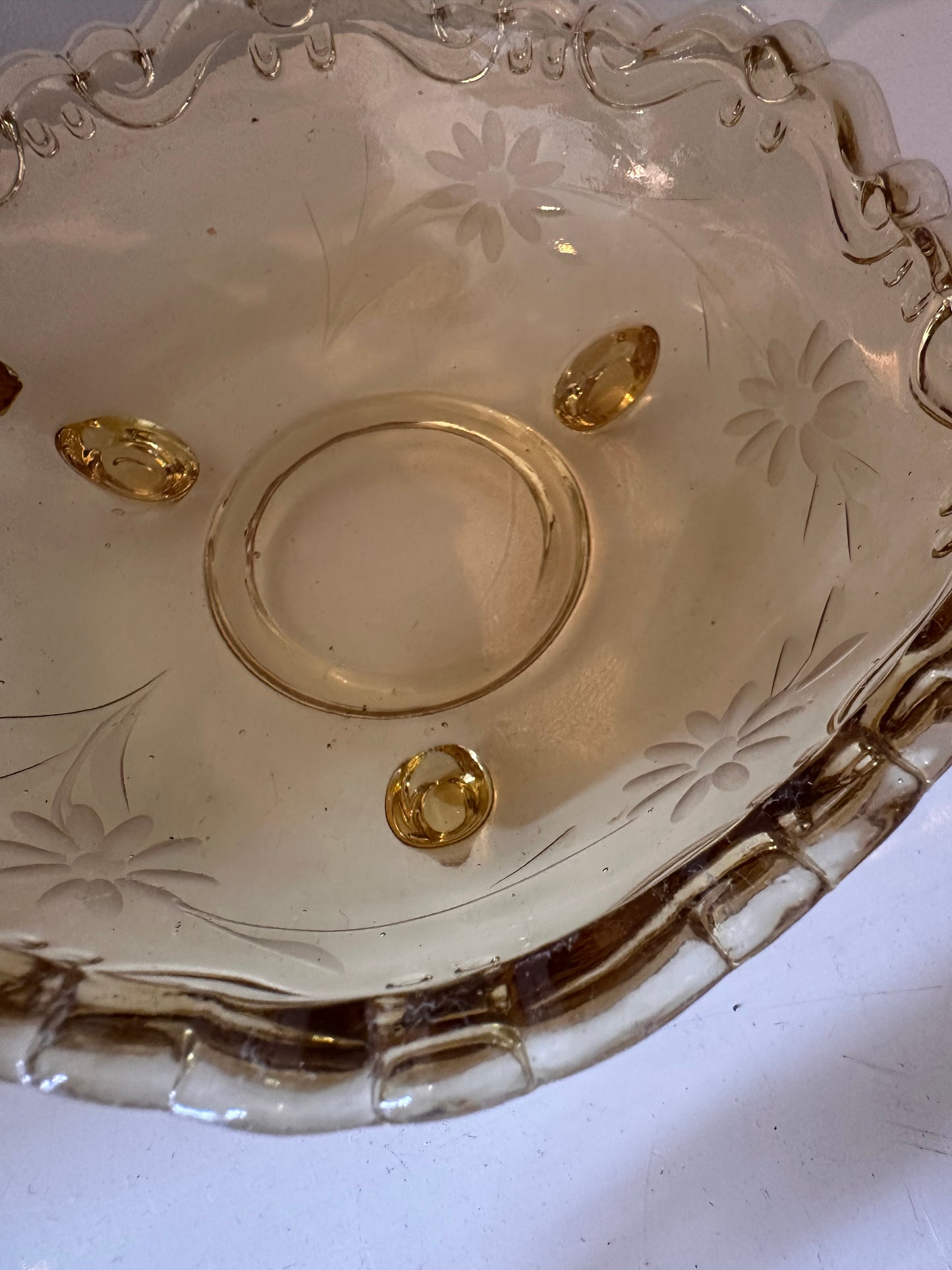 Persglazen schaaltje op pootjes