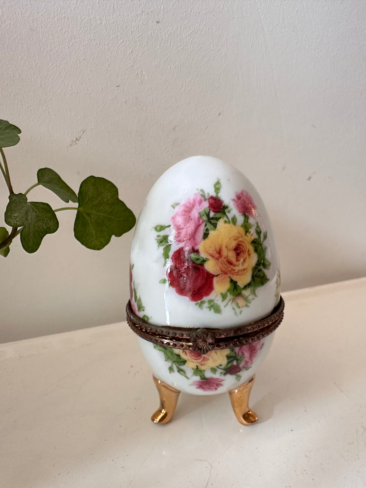 Porseleinen sieradendoosje