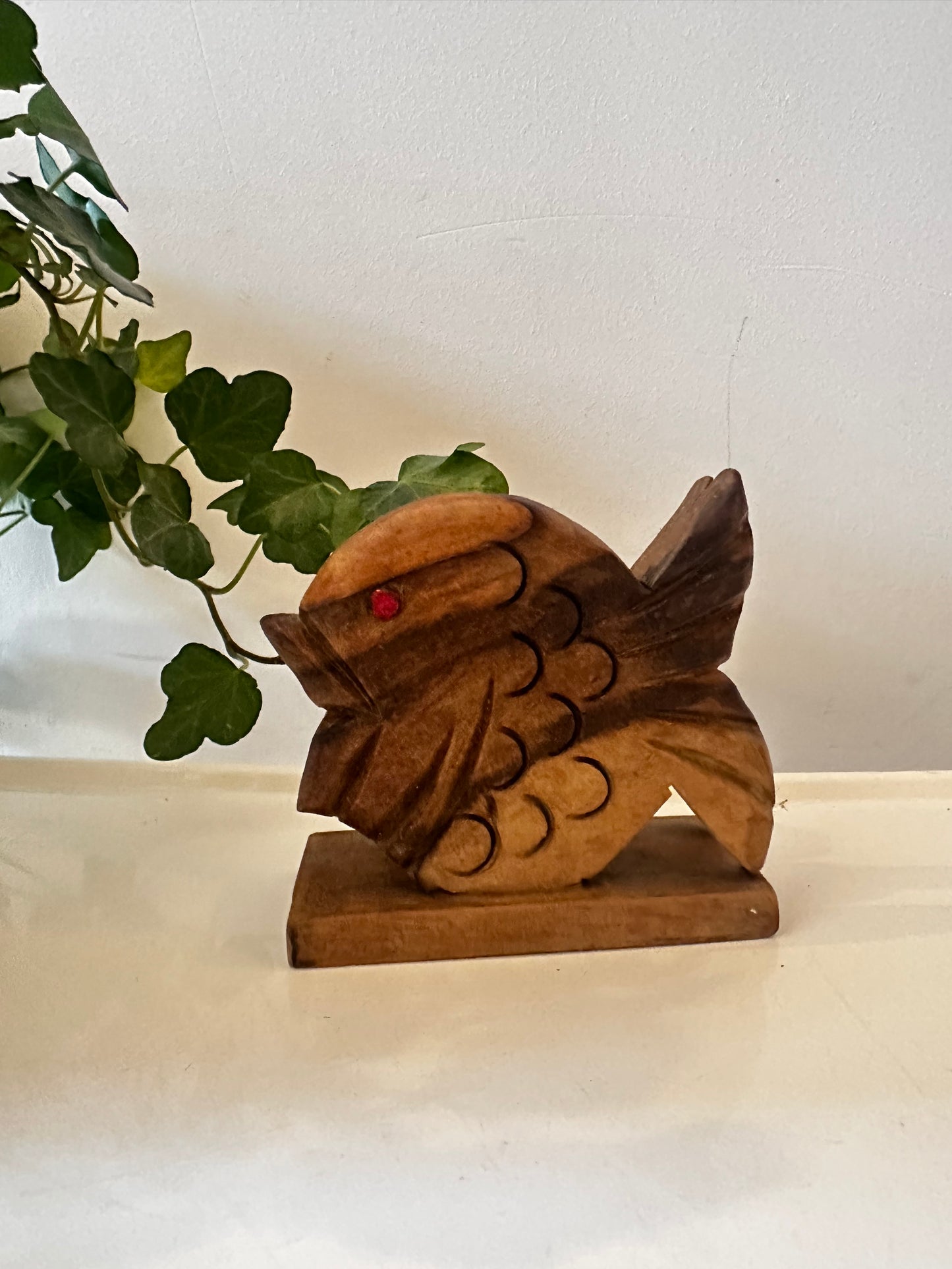 Houten brievenhouder