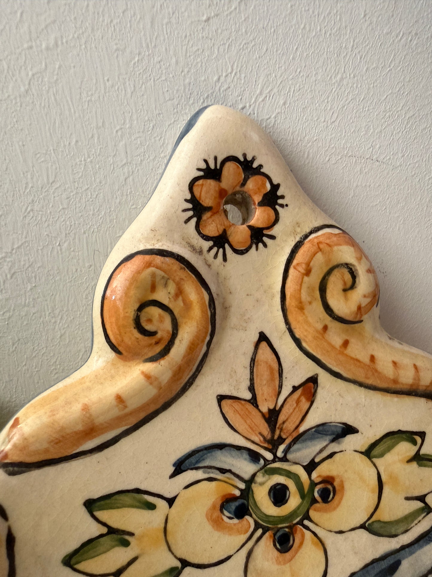 Keramisch wandbakje
