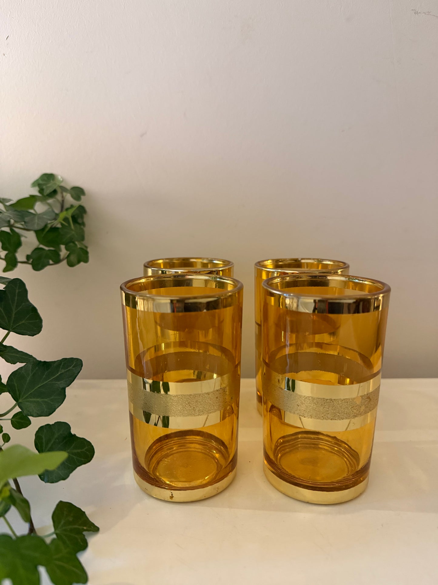 Set van 4 Amberkleurige glazen met goudbad