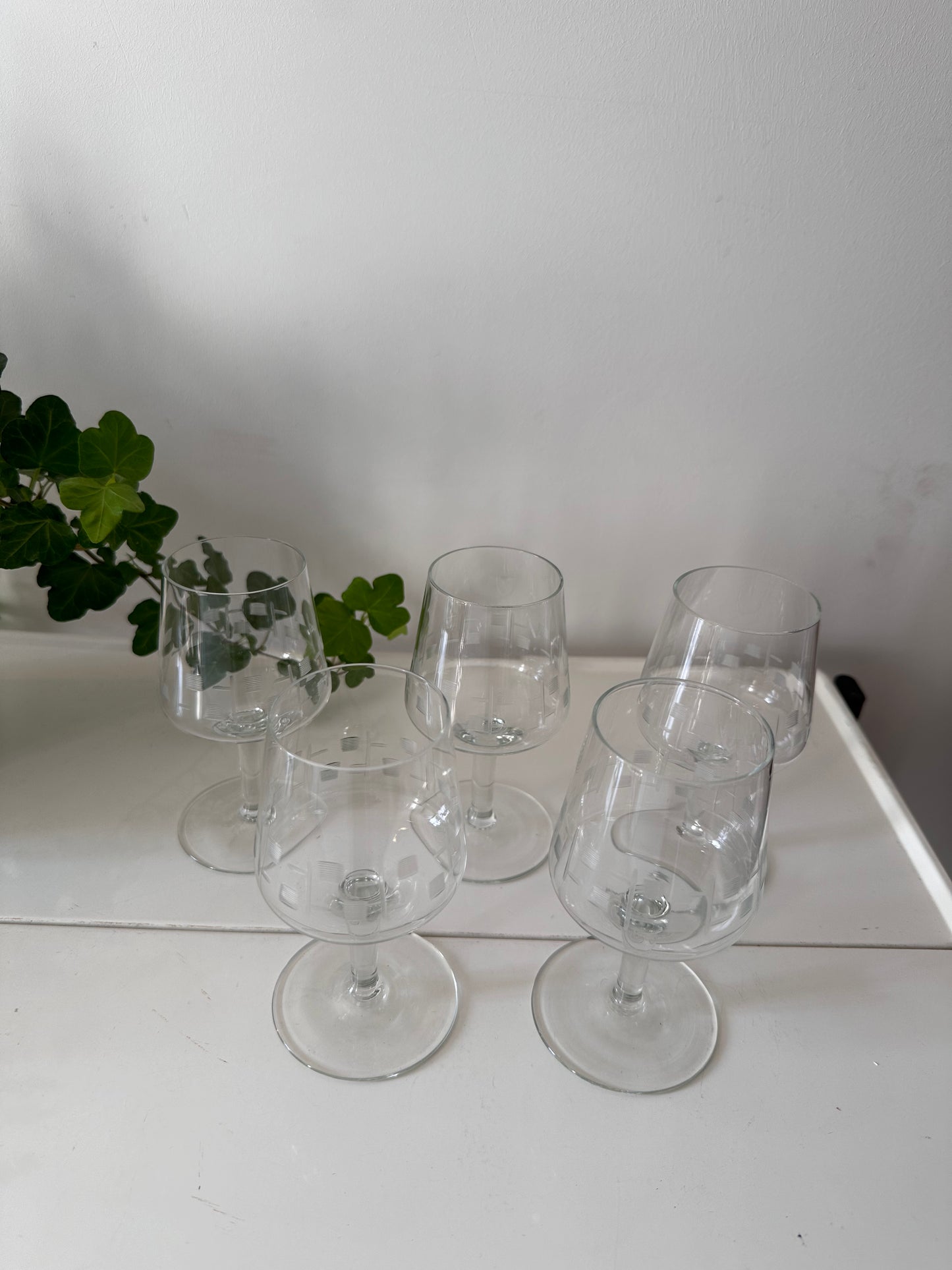 Set 5 likeurglaasjes jaren 50 vintage