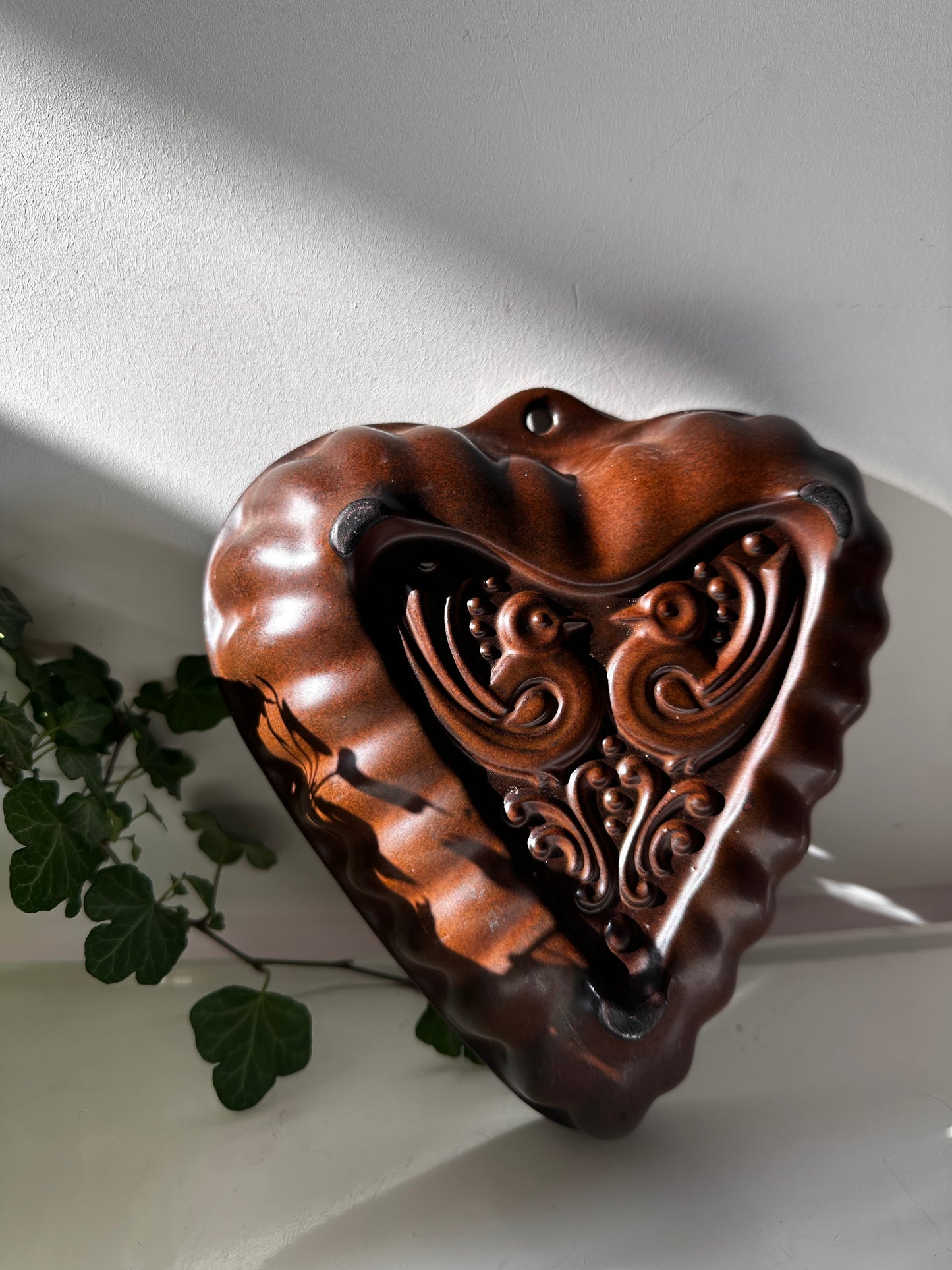 Hartvormige keramieken vintage