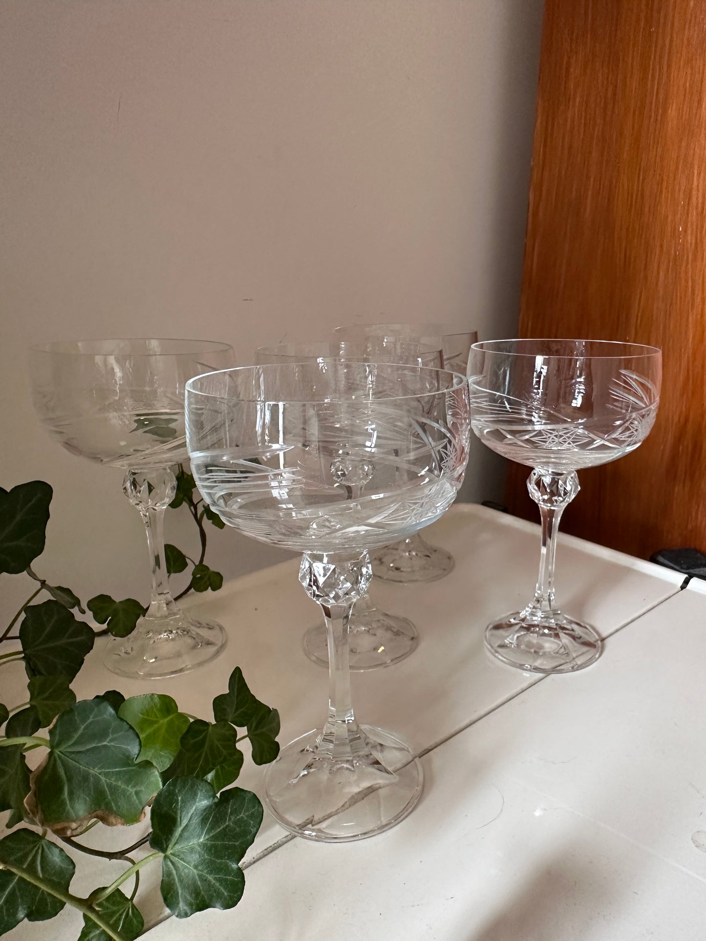 Set van 5 kristallen coupé champagne glazen