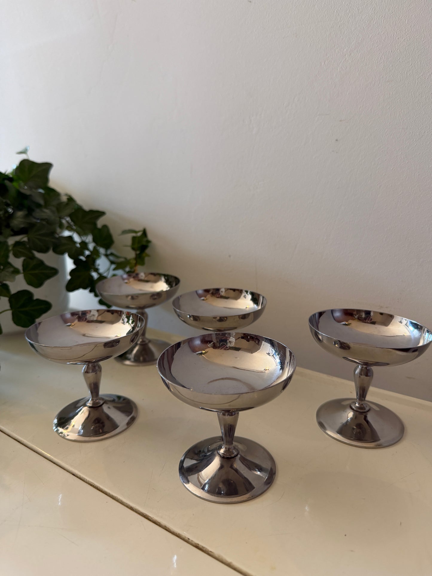 Set van 5 Chrome coupes vintage