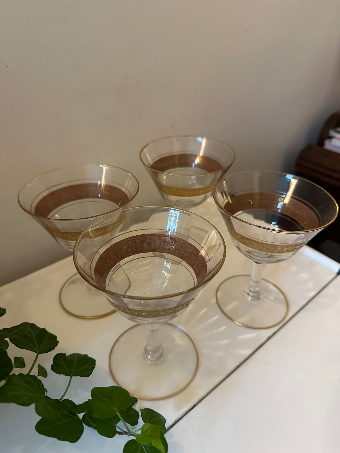 Coupe glazen met gouden rand