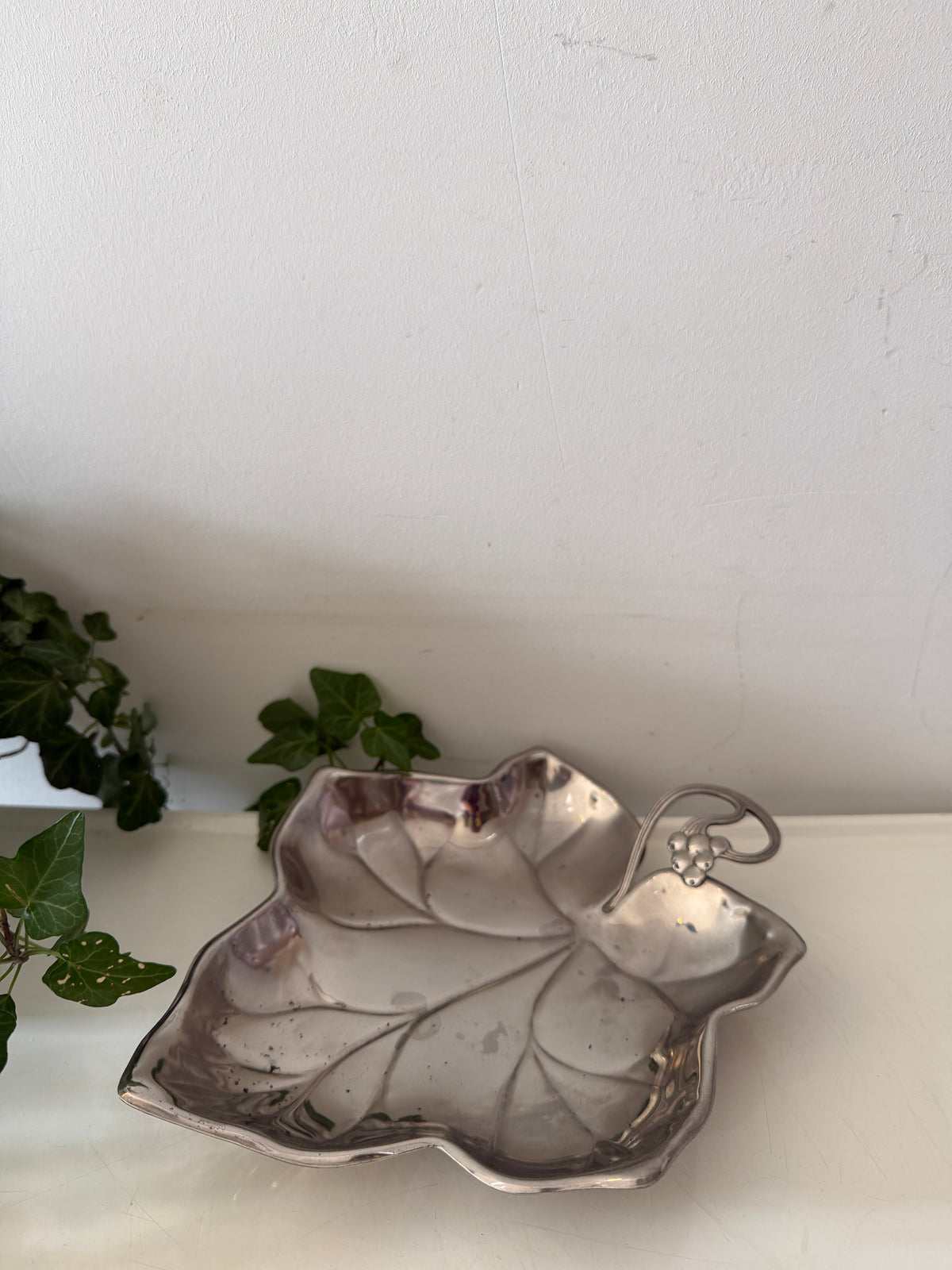 Zilverkleurig art nouveau blad schaaltje