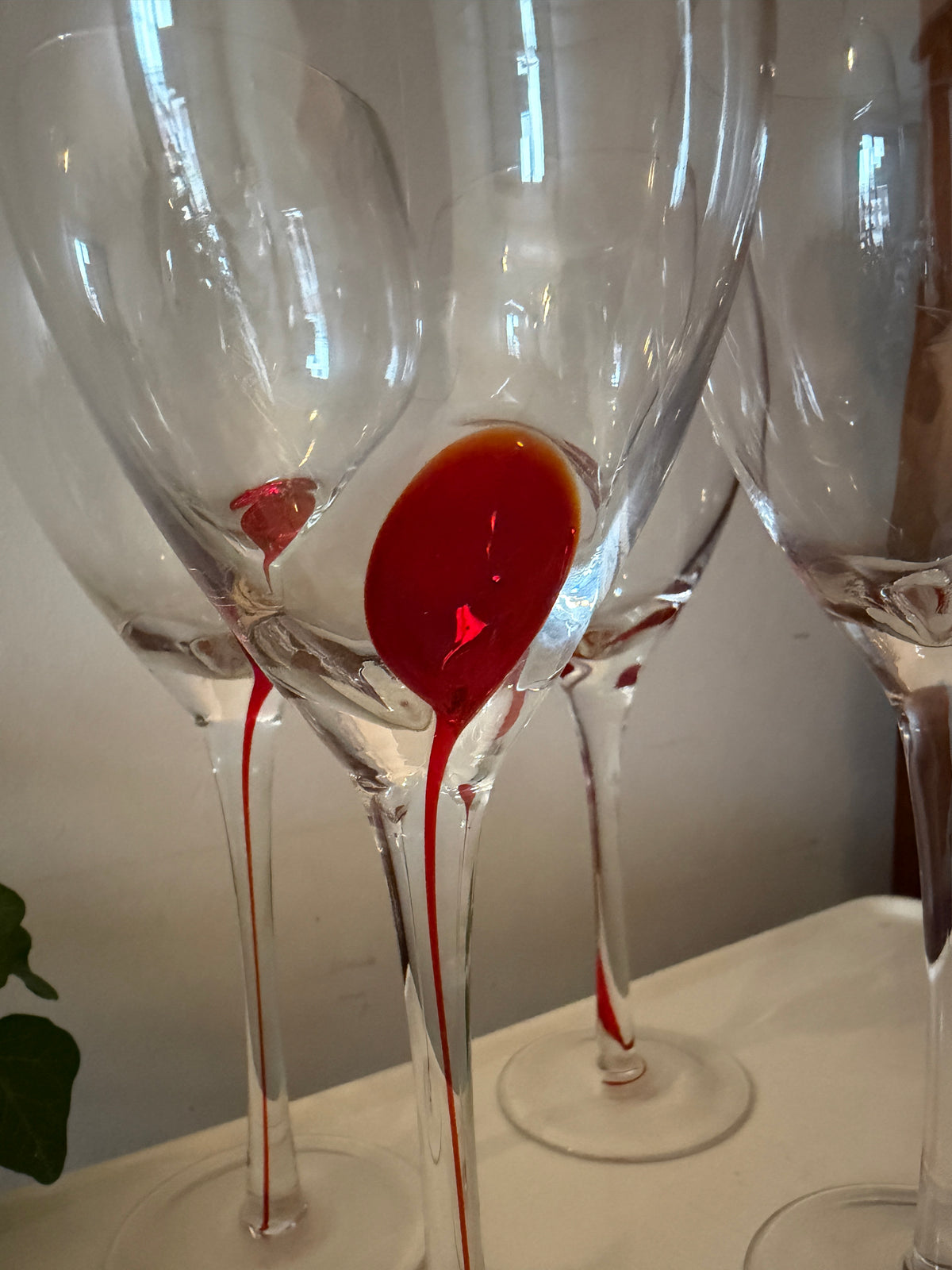 Luminarc pop art Red drip wijnglazen set van 4