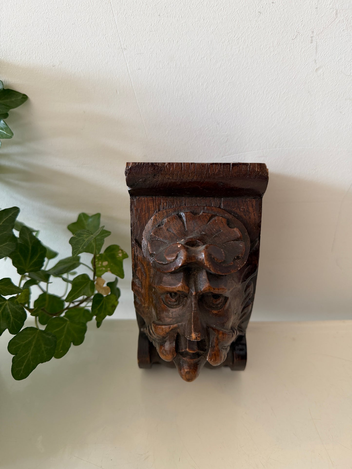 Houten wandconsole