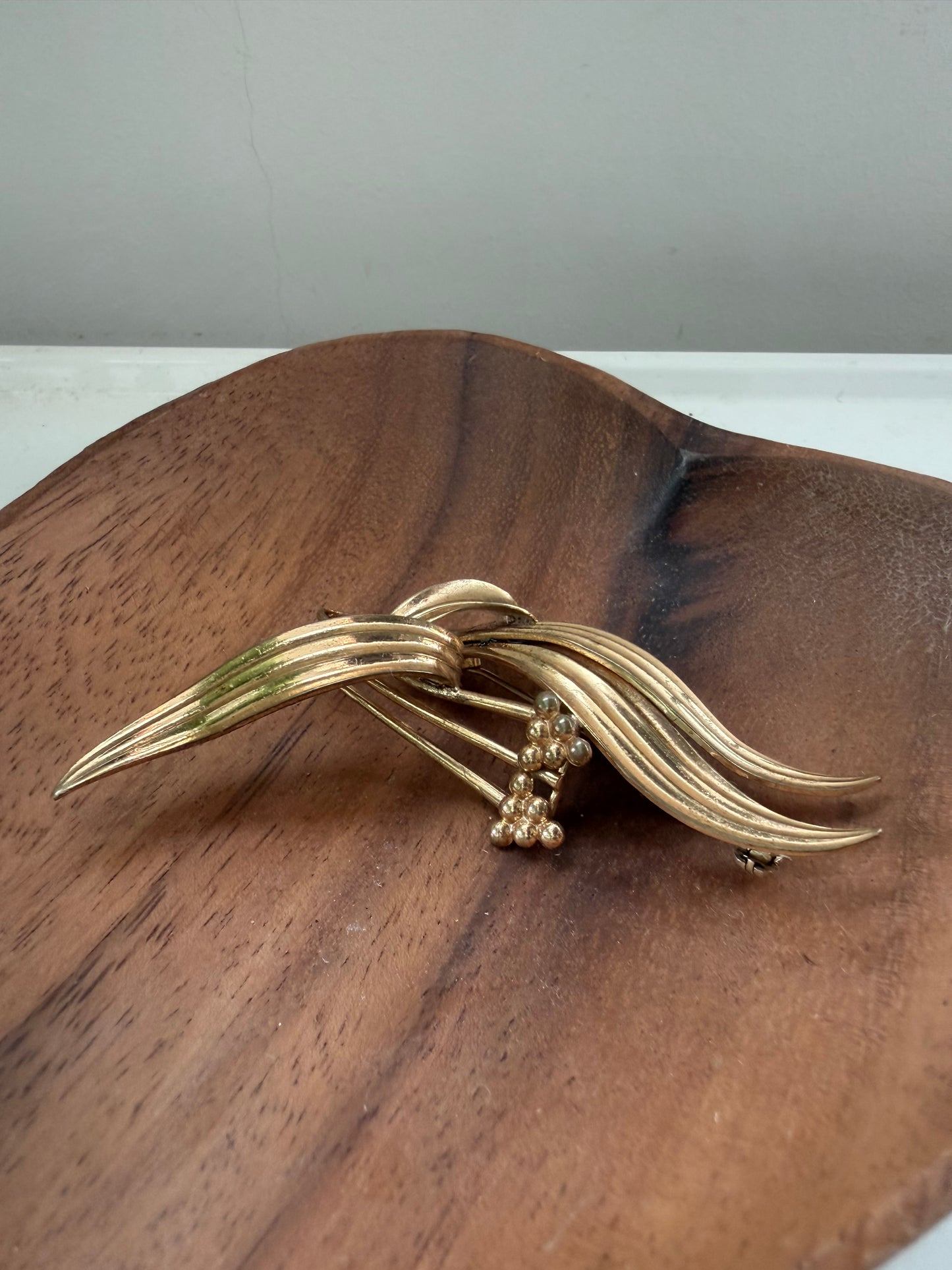 Vintage goudkleurige broche