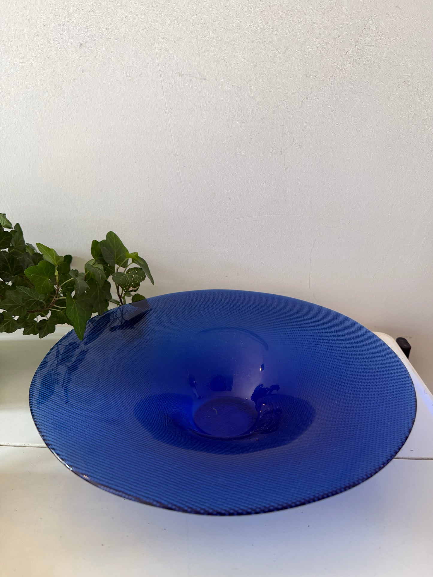 Vintage blauwe schaal