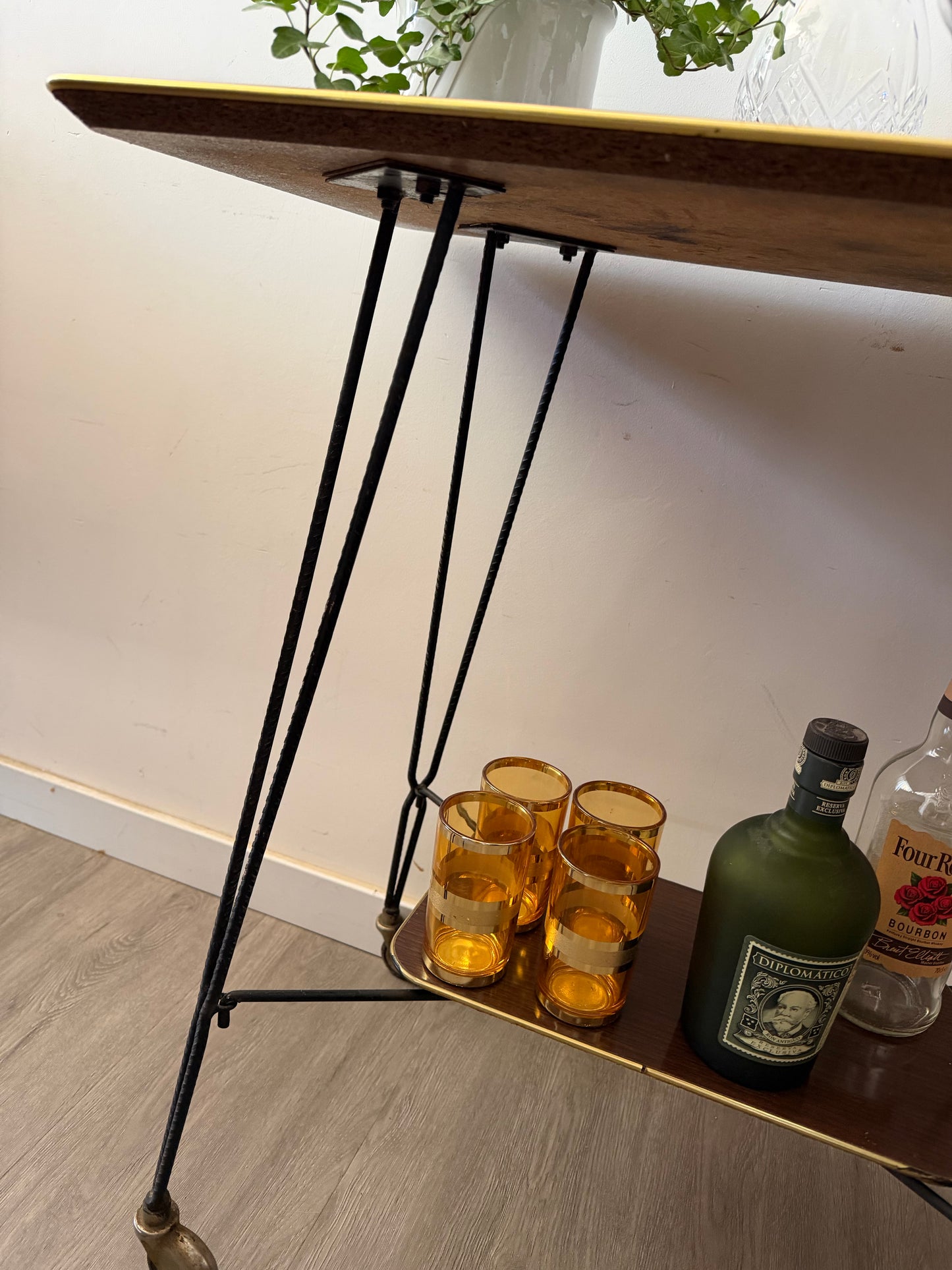 Serveertafeltje barcart