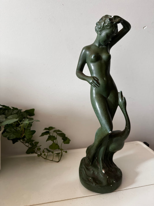 Art Deco Beeldje vrouw met zwaan vintage