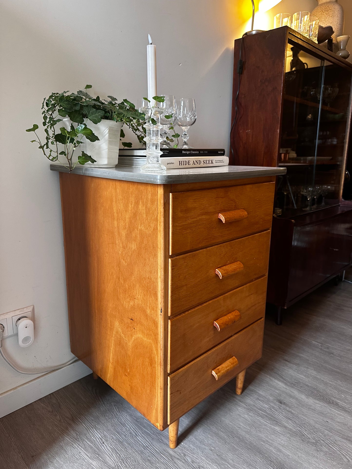 Mid Century ladekastje