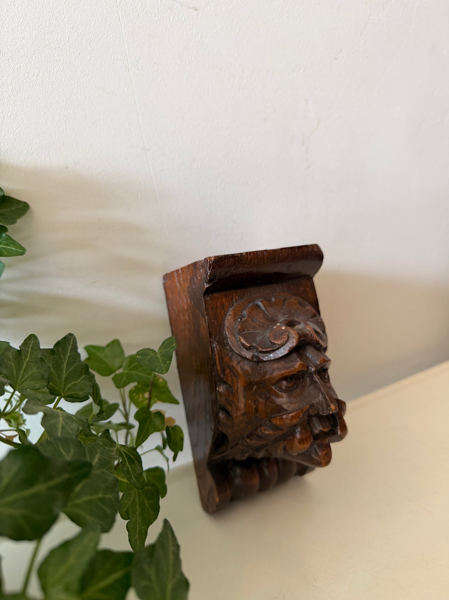 Houten wandconsole