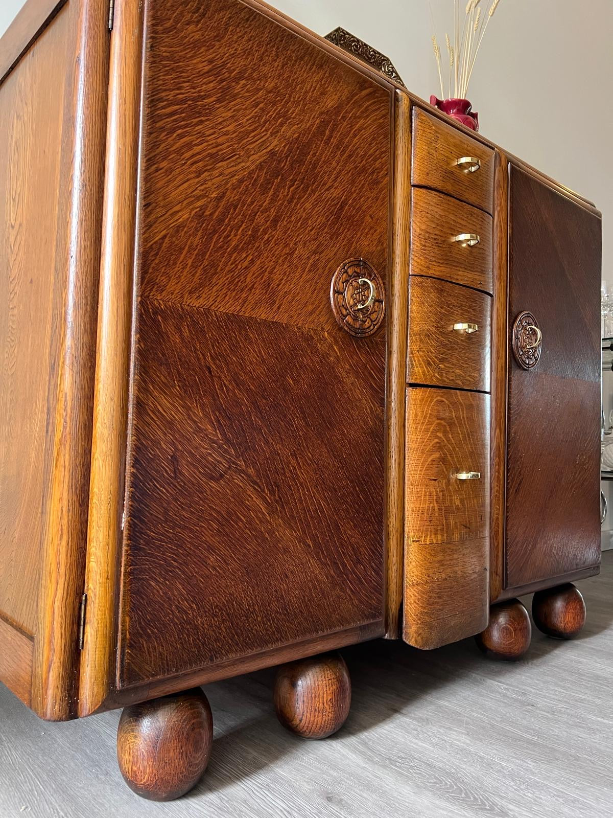 Amsterdamse school dressoir