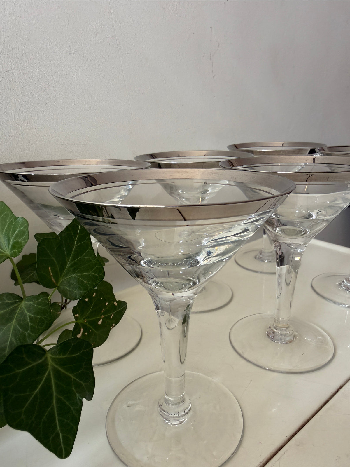 Mid Century cocktailglazen met zilverkleurige rand