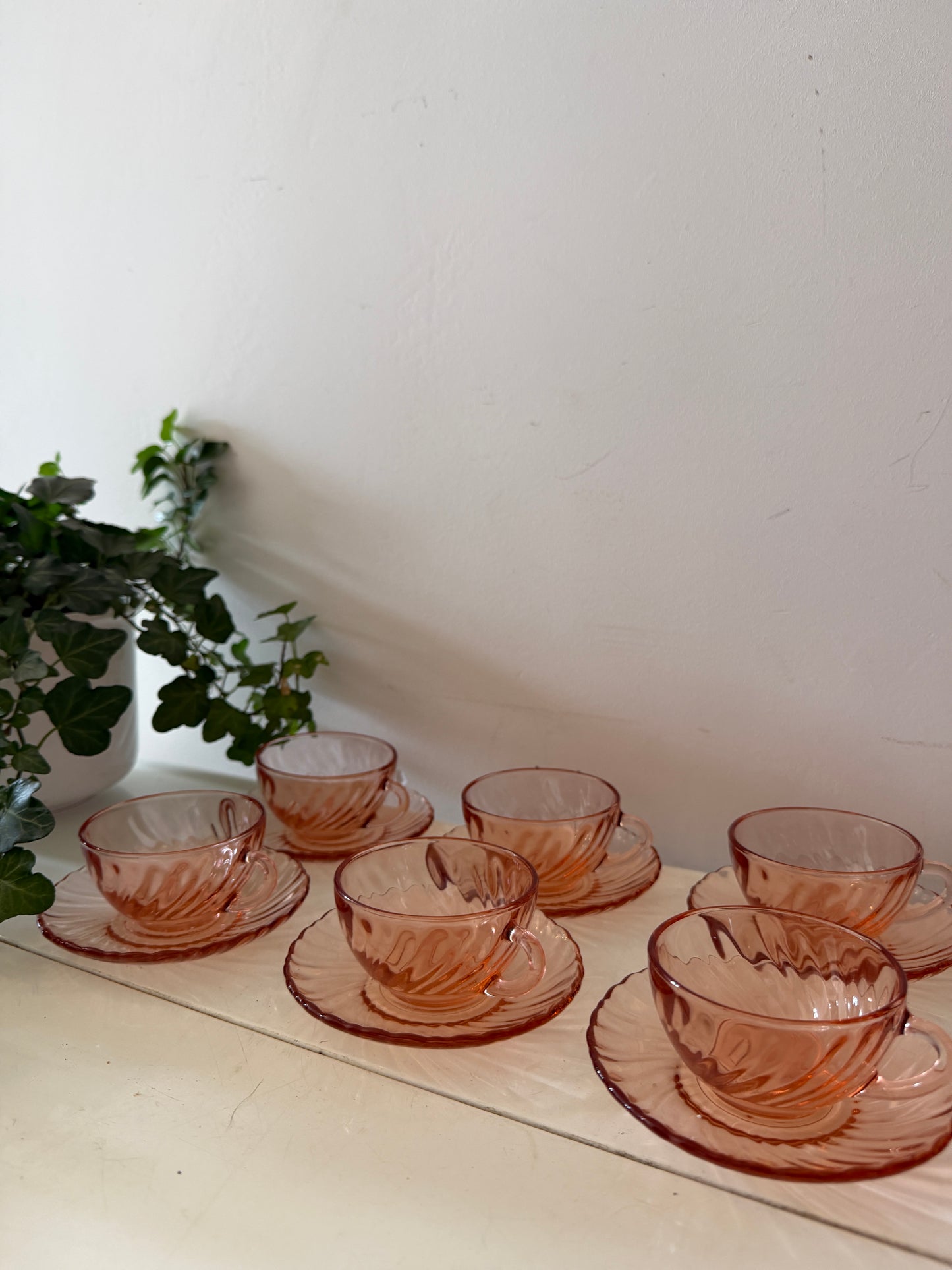 Set van 6 Arocroc Rosaline espresso kopjes en schotels