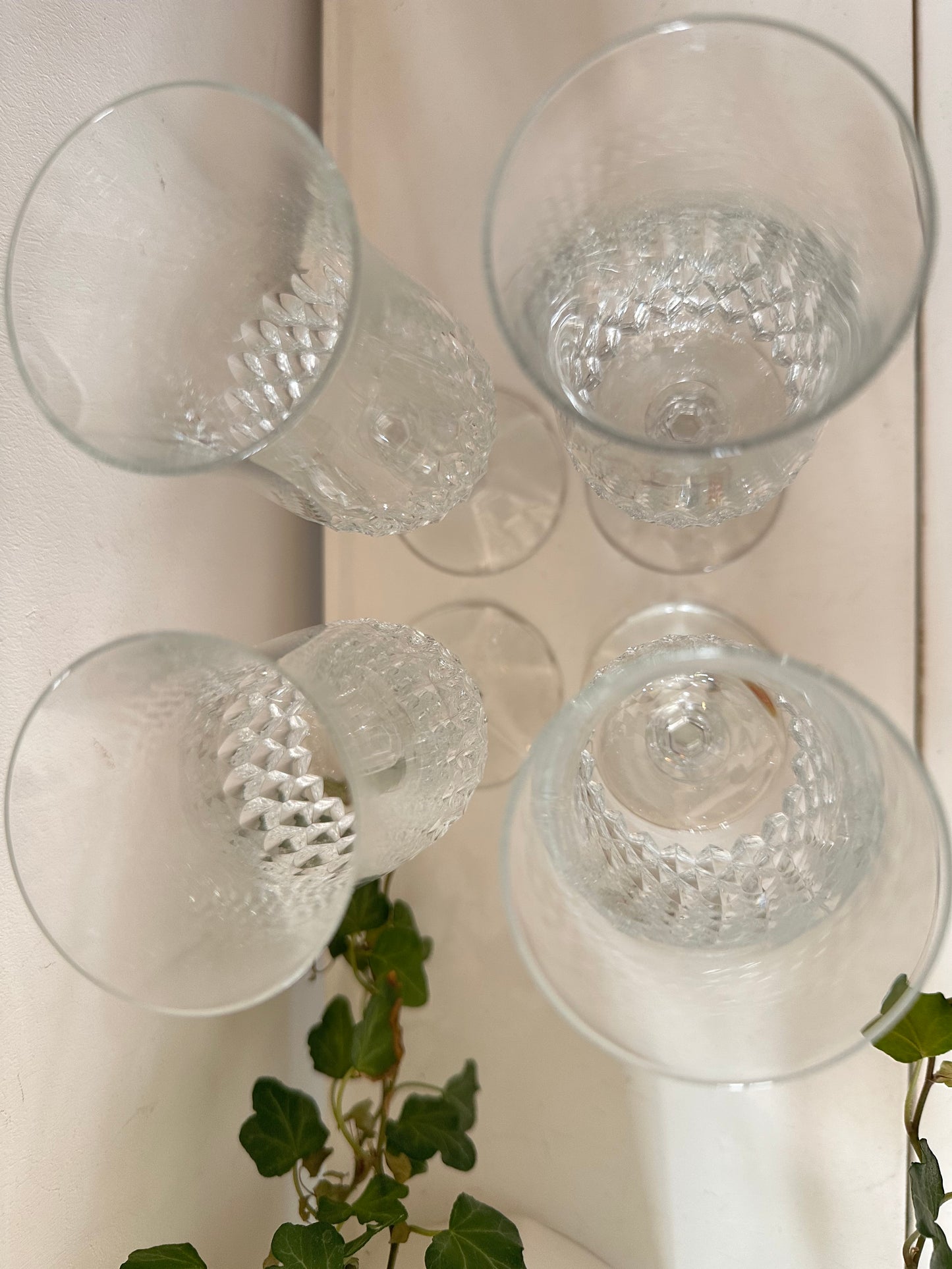 Set van 4 zwaar kristallen flutes