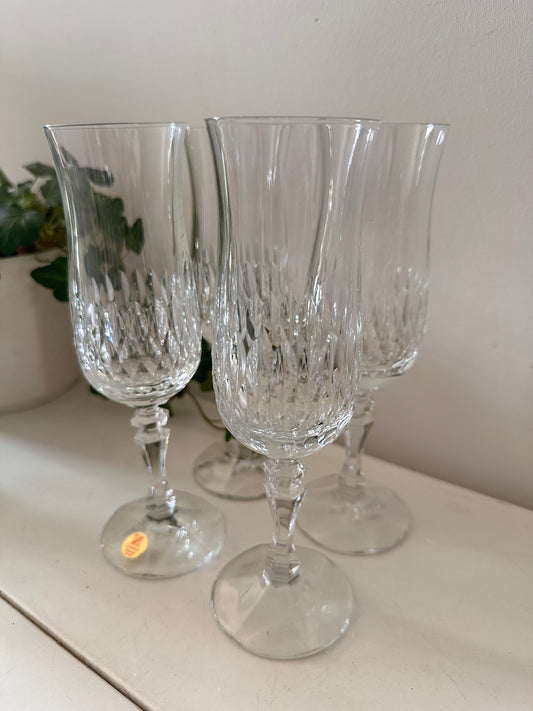 Set van 4 zwaar kristallen flutes