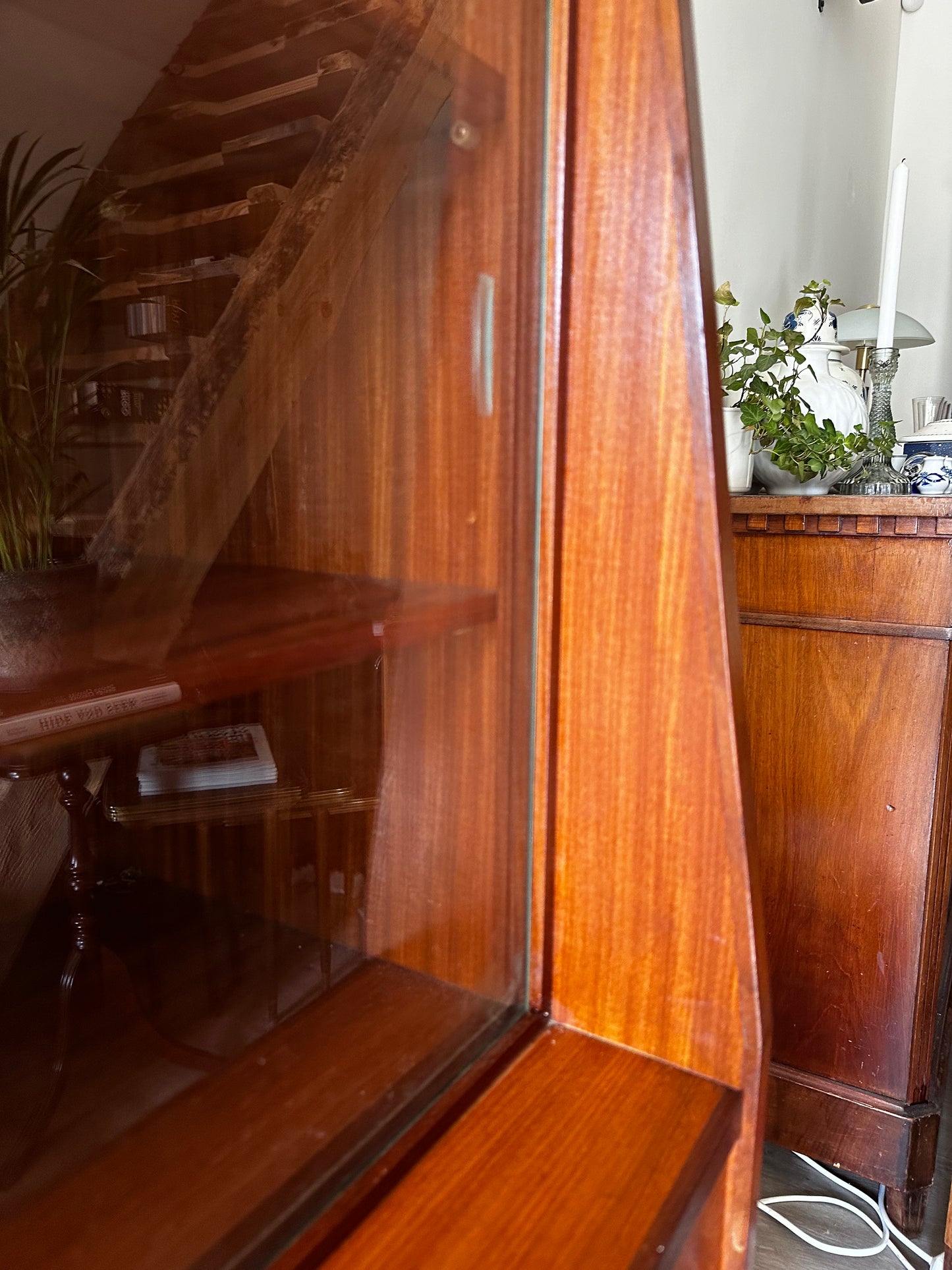 Mid Century High Board kast