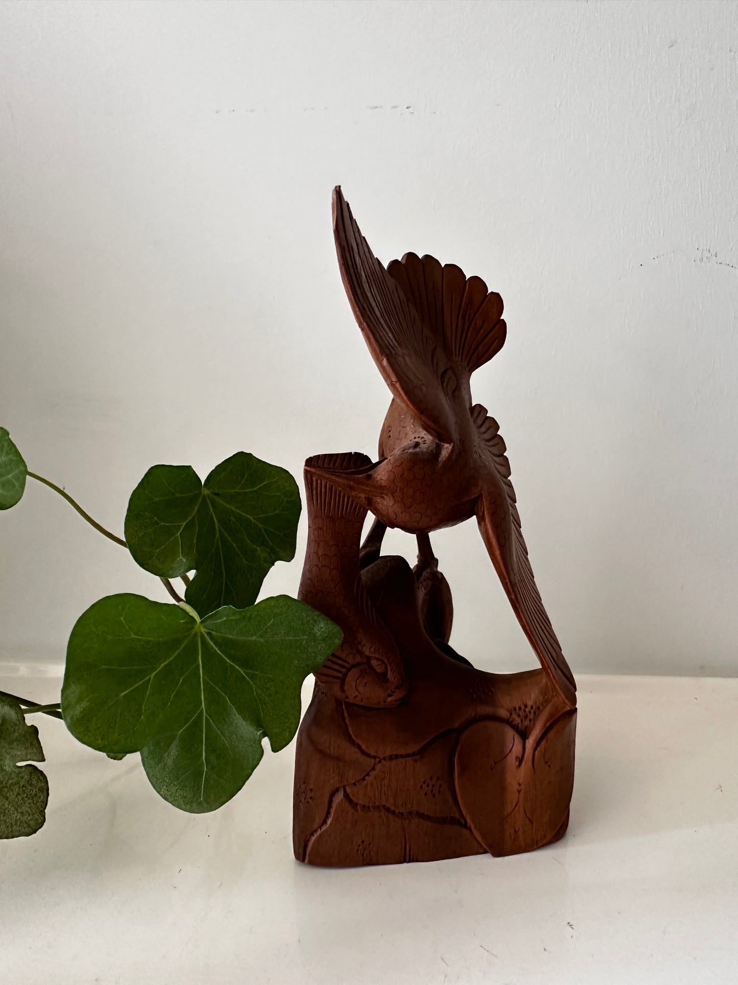 Vintage houten beeldje houtsnijwerk