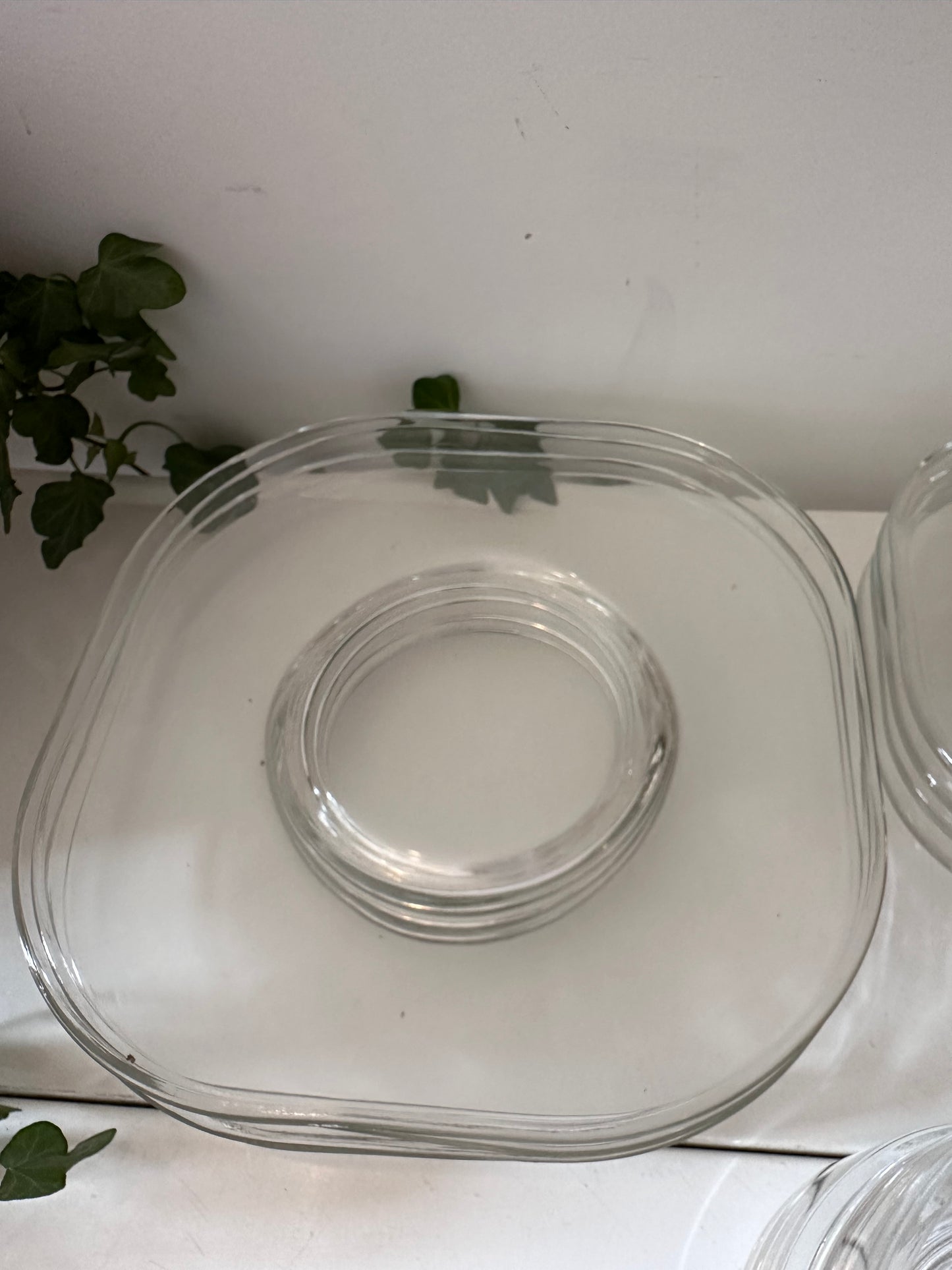 Italiaans design ontbijt set 4 borden en 4 kop en schotels