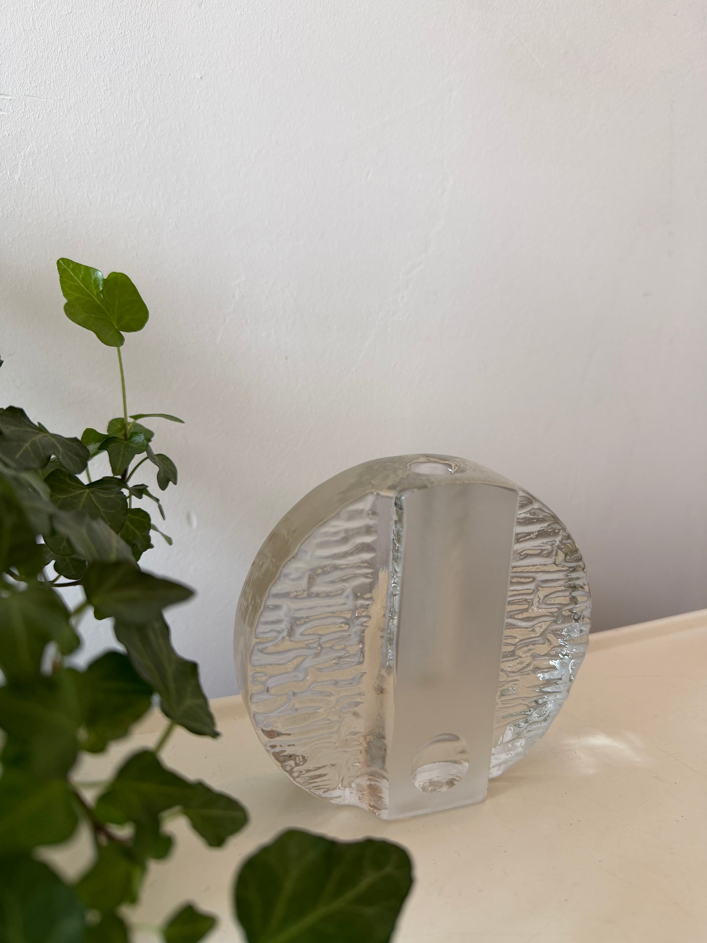 Dik glazen solifleur vaasje