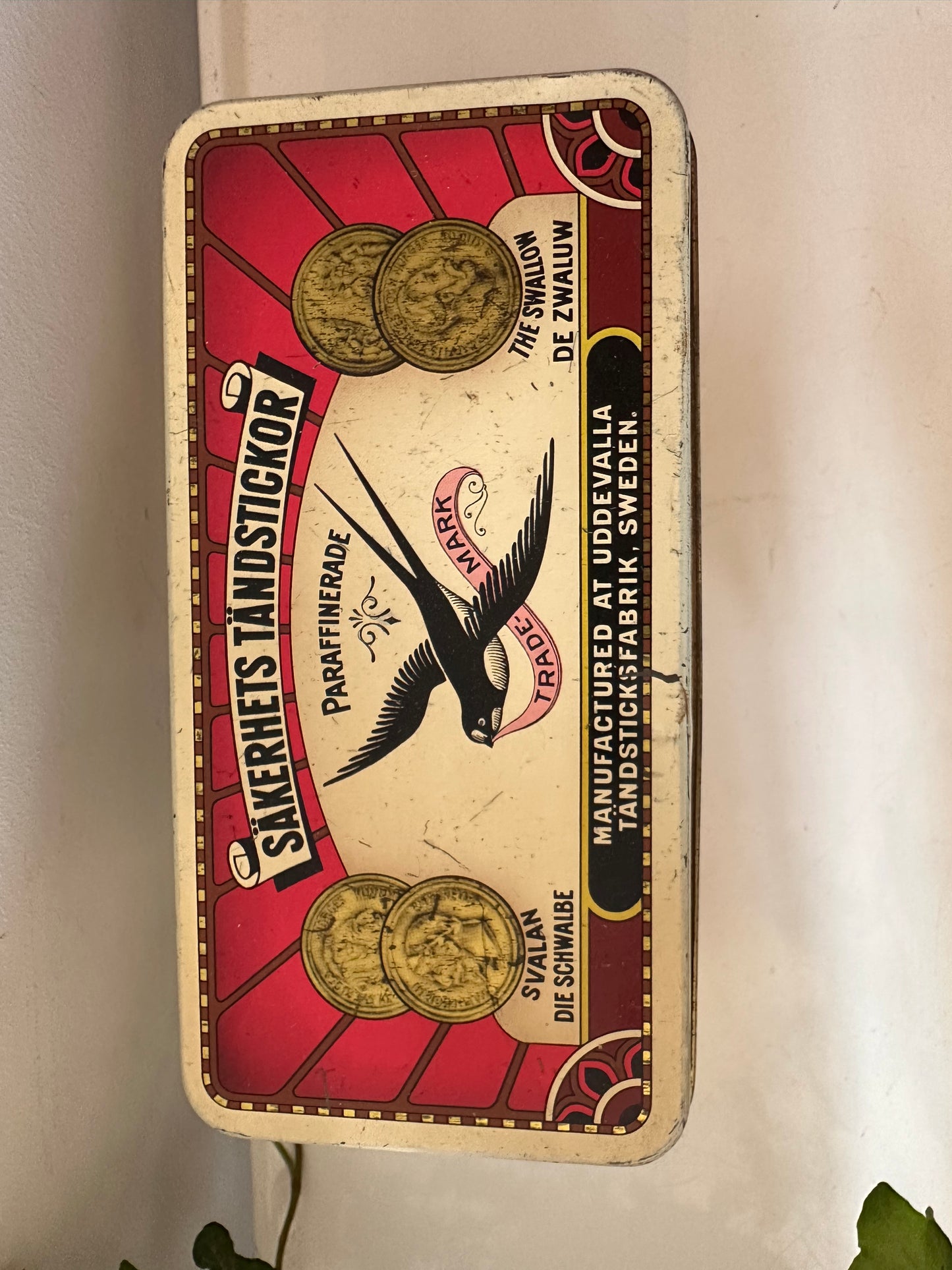 Blik vintage zwaluw lucifers