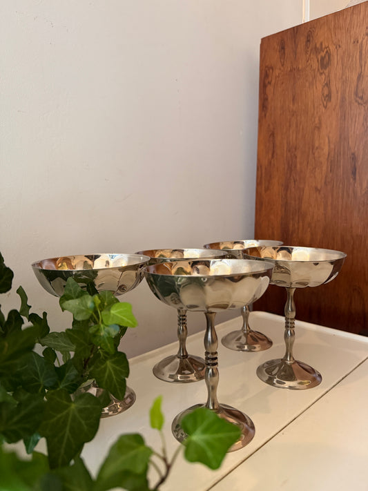 Set van 5 chrome coupes op hoge voet