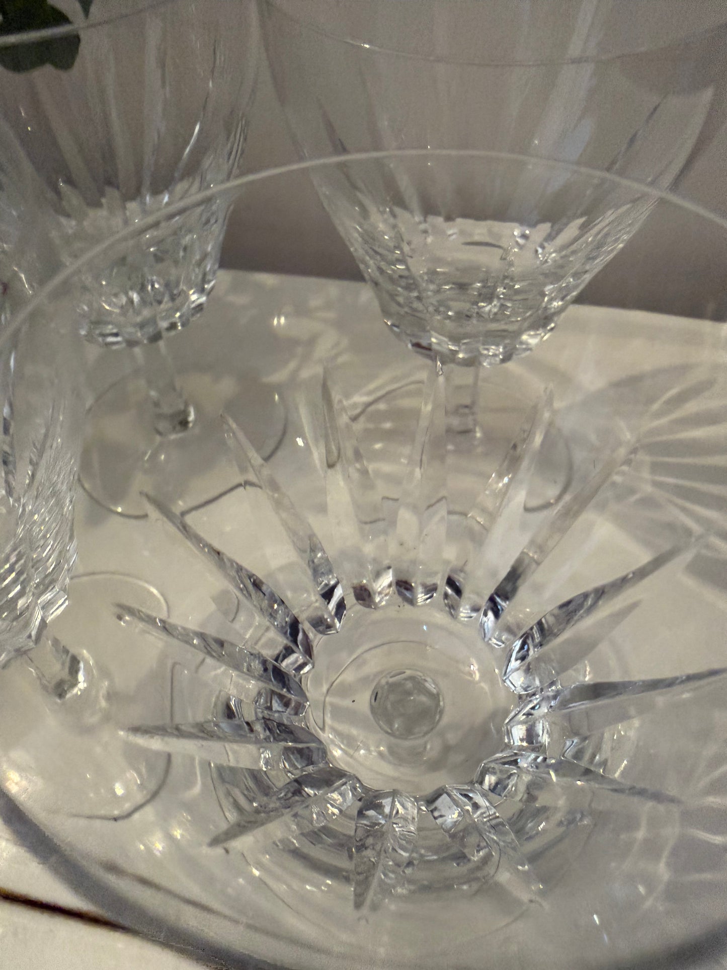 Set van 4 kristallen wijnglazen