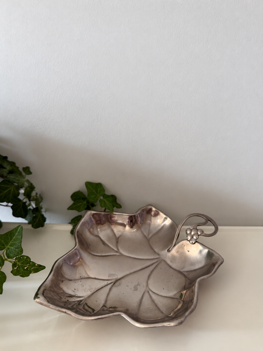 Zilverkleurig art nouveau blad schaaltje