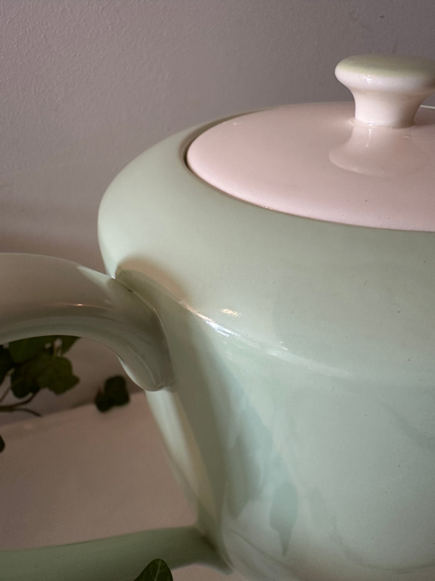 Mintgroen koffiekan Mosa Maastricht