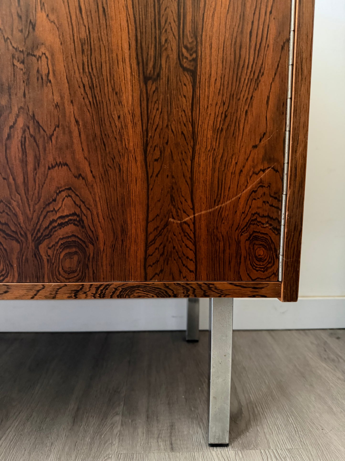 Palissander fineer kastje jaren 60
