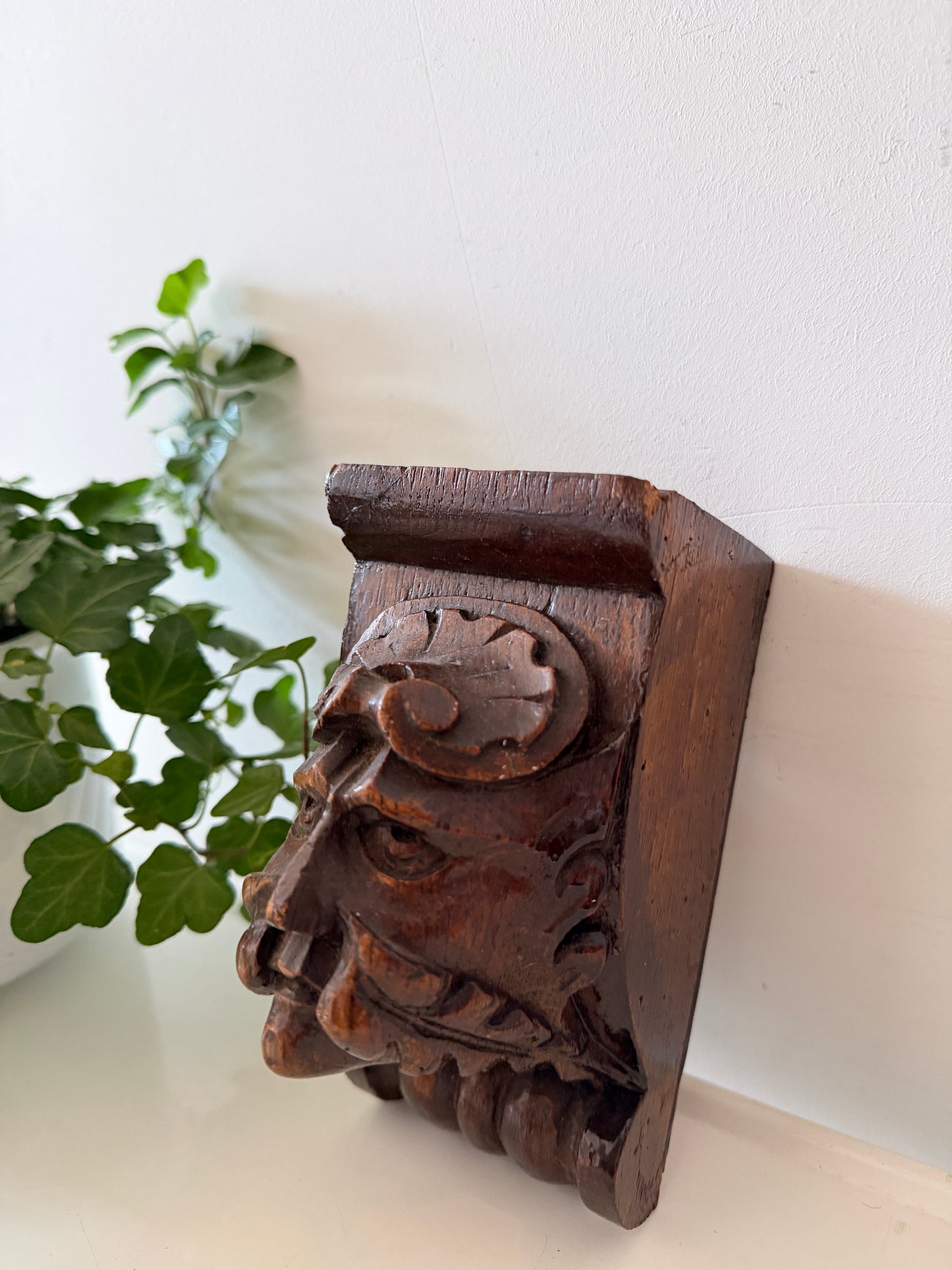 Houten wandconsole
