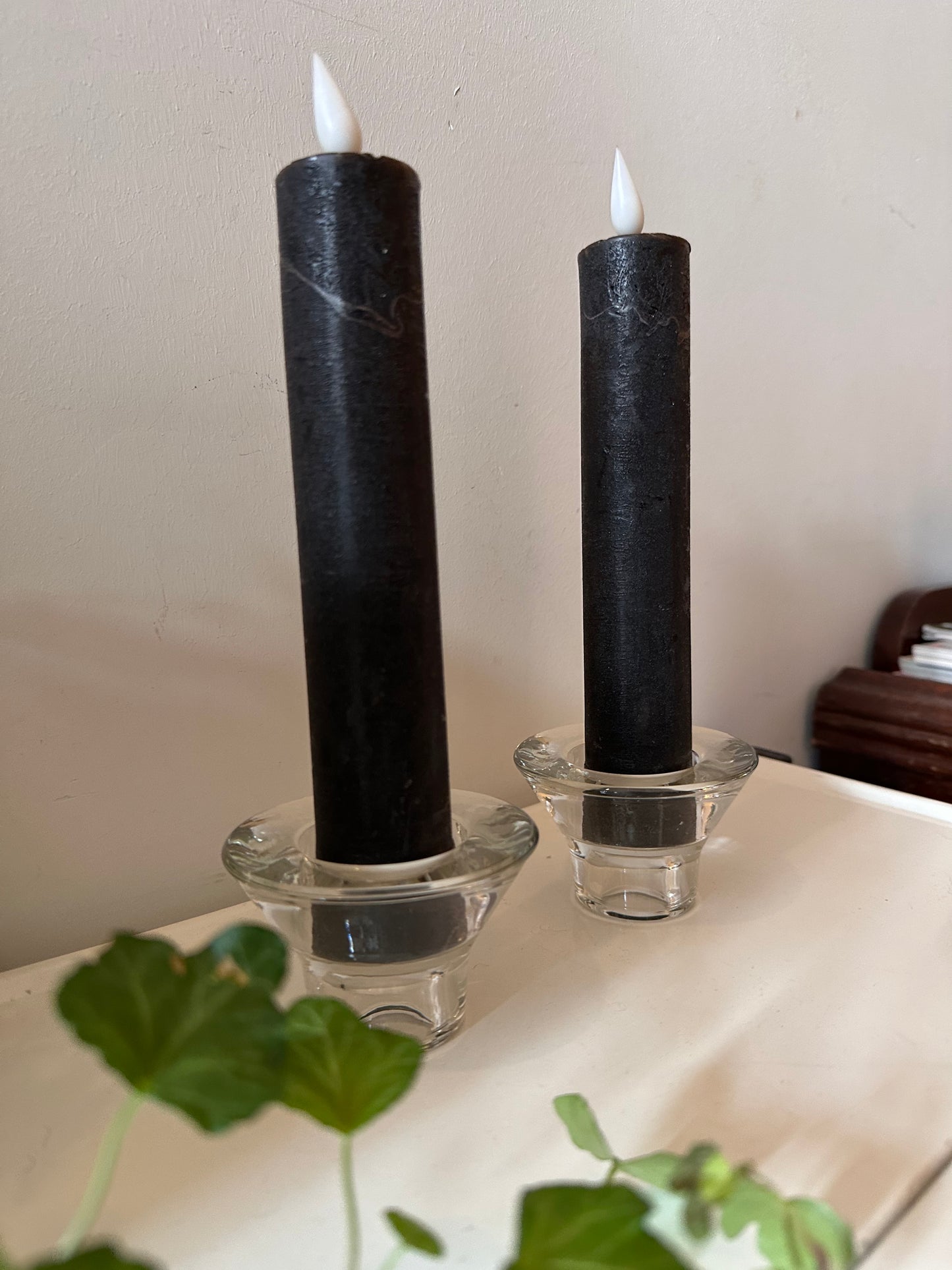 Set van 2 Scandinavische design kandelaars